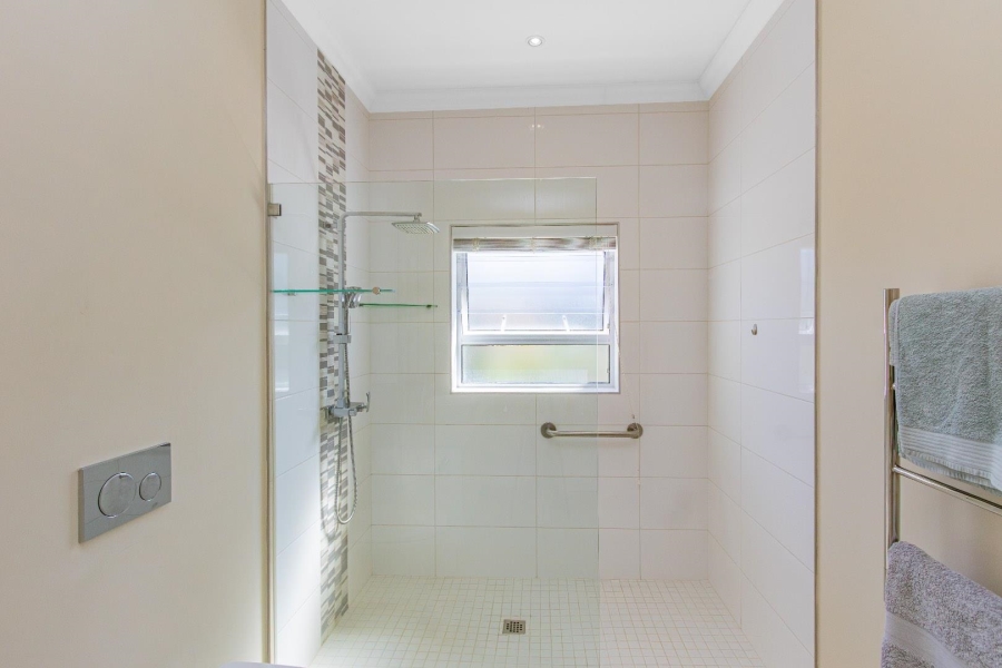 1 Bedroom Property for Sale in Hunters Home Western Cape